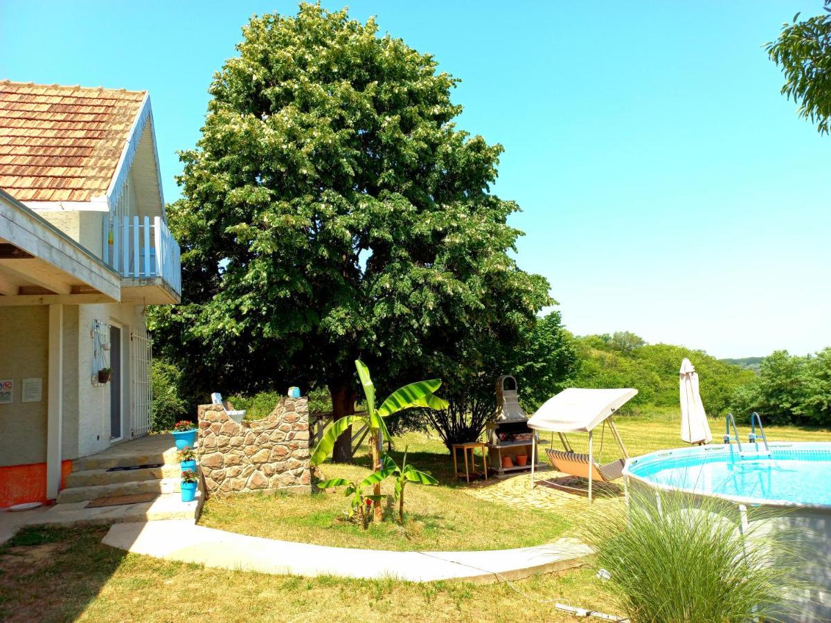 Cerevic Honey Hill Apartment Fruska Gora מראה חיצוני תמונה