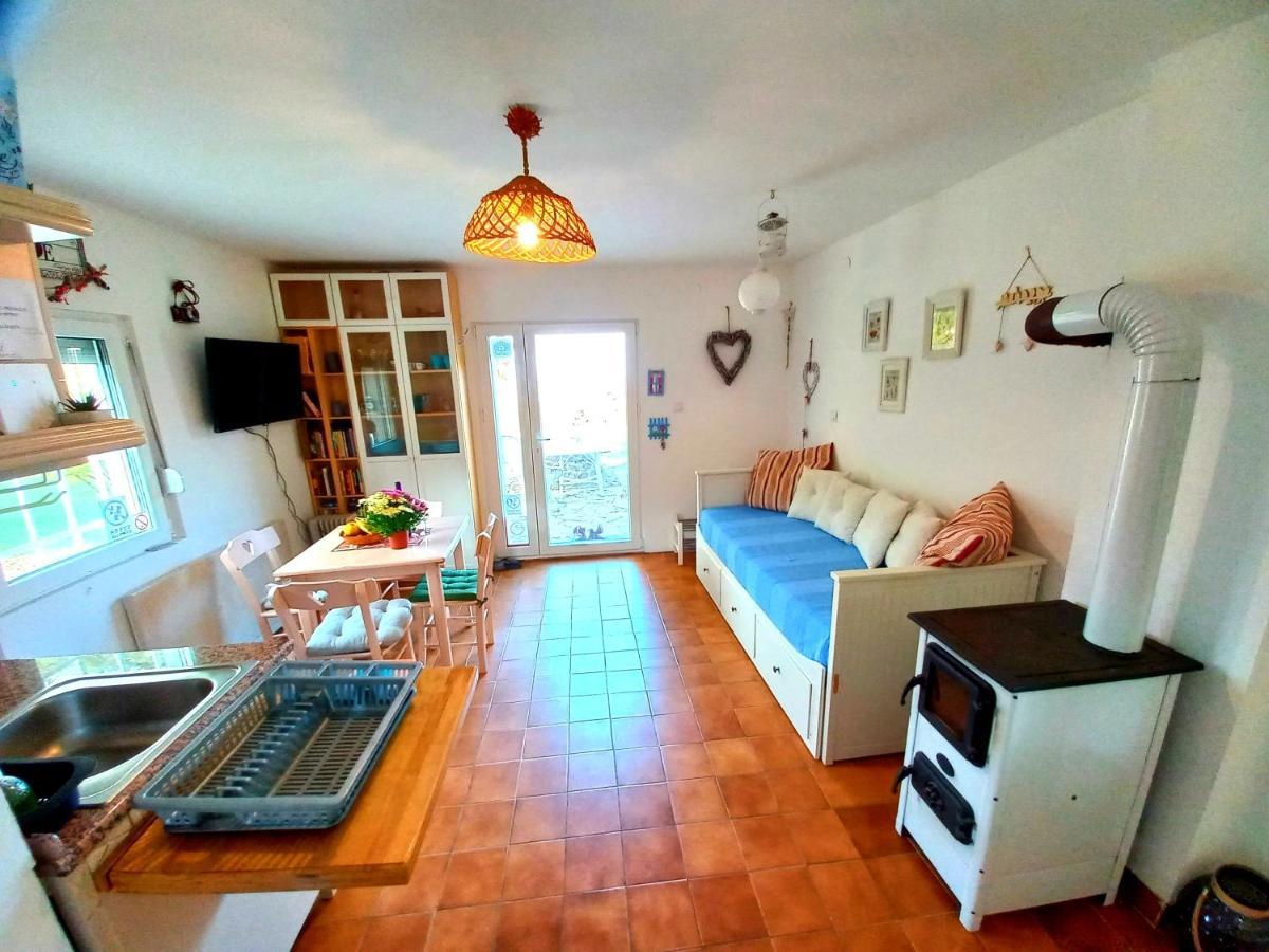 Cerevic Honey Hill Apartment Fruska Gora מראה חיצוני תמונה