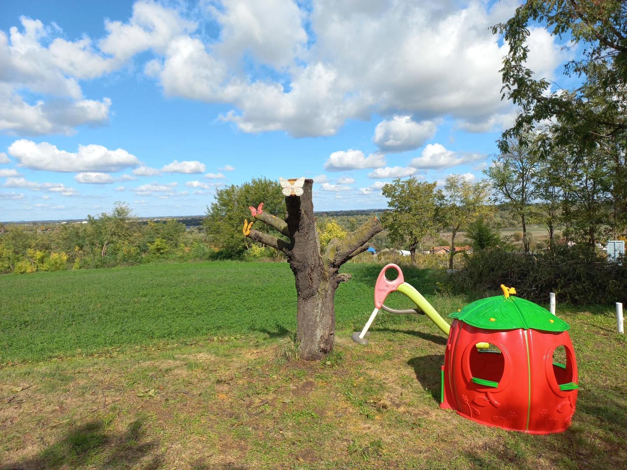 Cerevic Honey Hill Apartment Fruska Gora מראה חיצוני תמונה